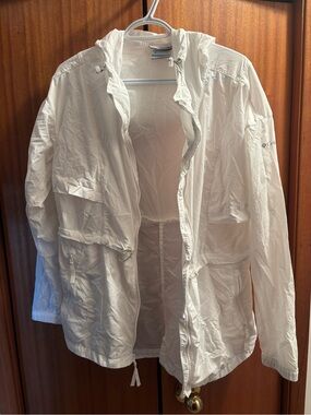 Columbia White Hooded Jacket